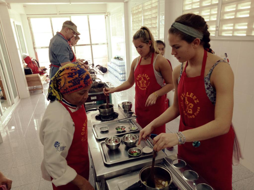 12-Dish Cooking Class by Chef LeeZ