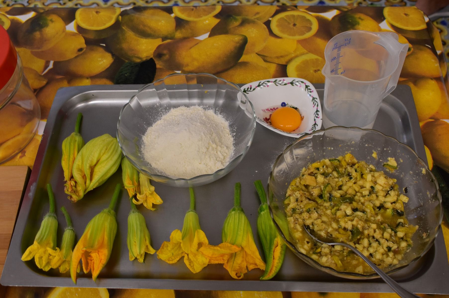 Cours de cuisine en 3 services sur les collines de Sorrente dans une villa familiale