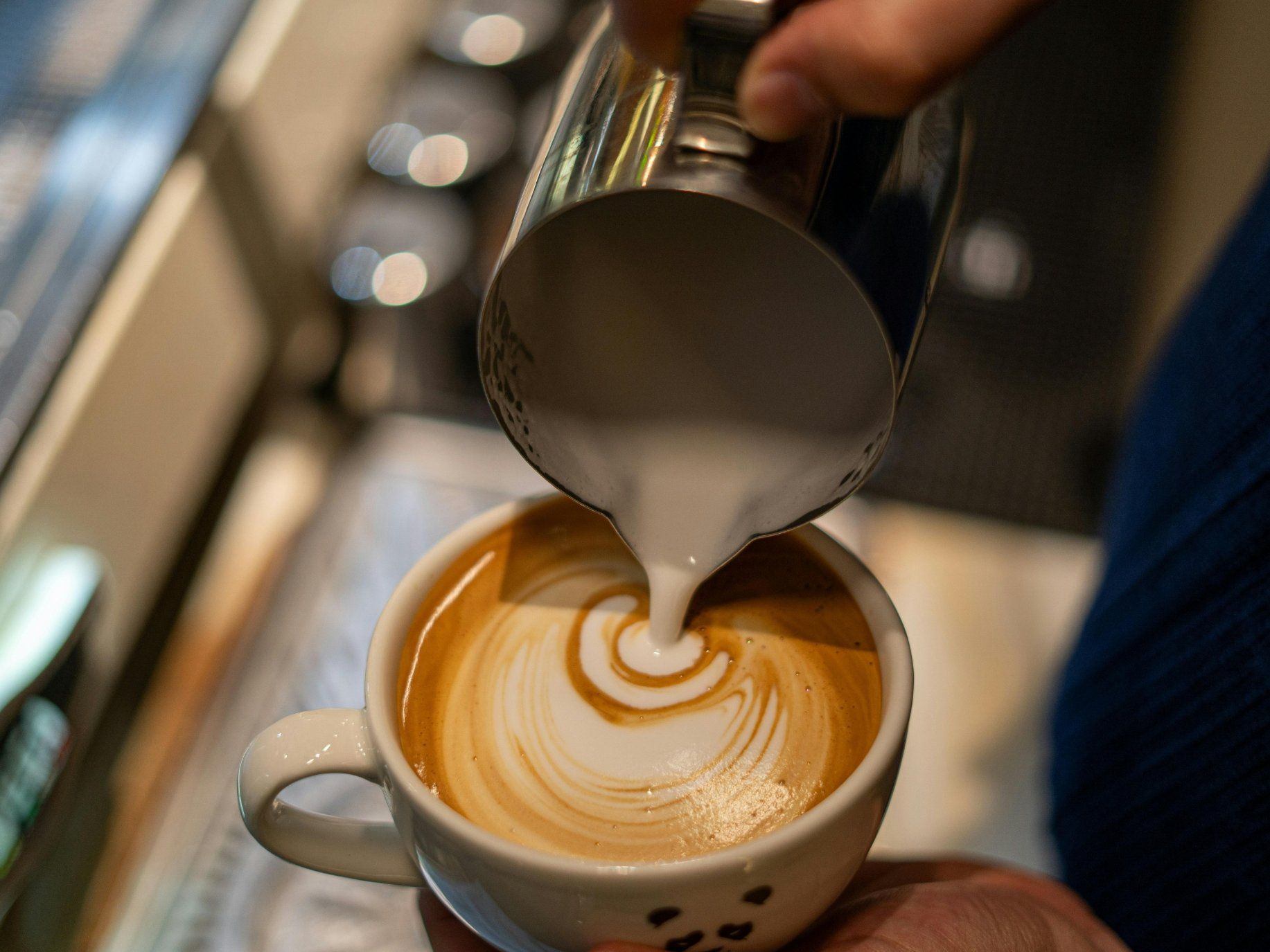 3-Hour Hanoi Barista Training: Espresso Brewing & Latte Art