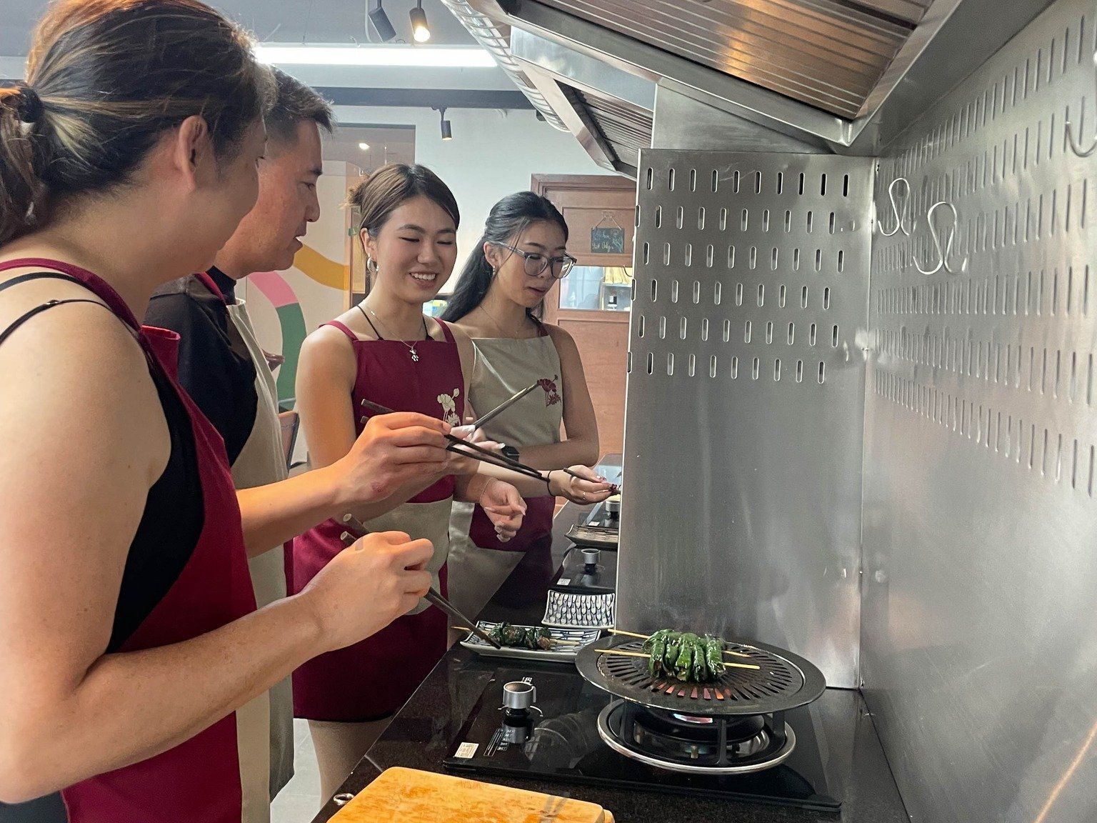 3 Hours of Hands-on Cooking Class with Hoa Túc Cooking Class