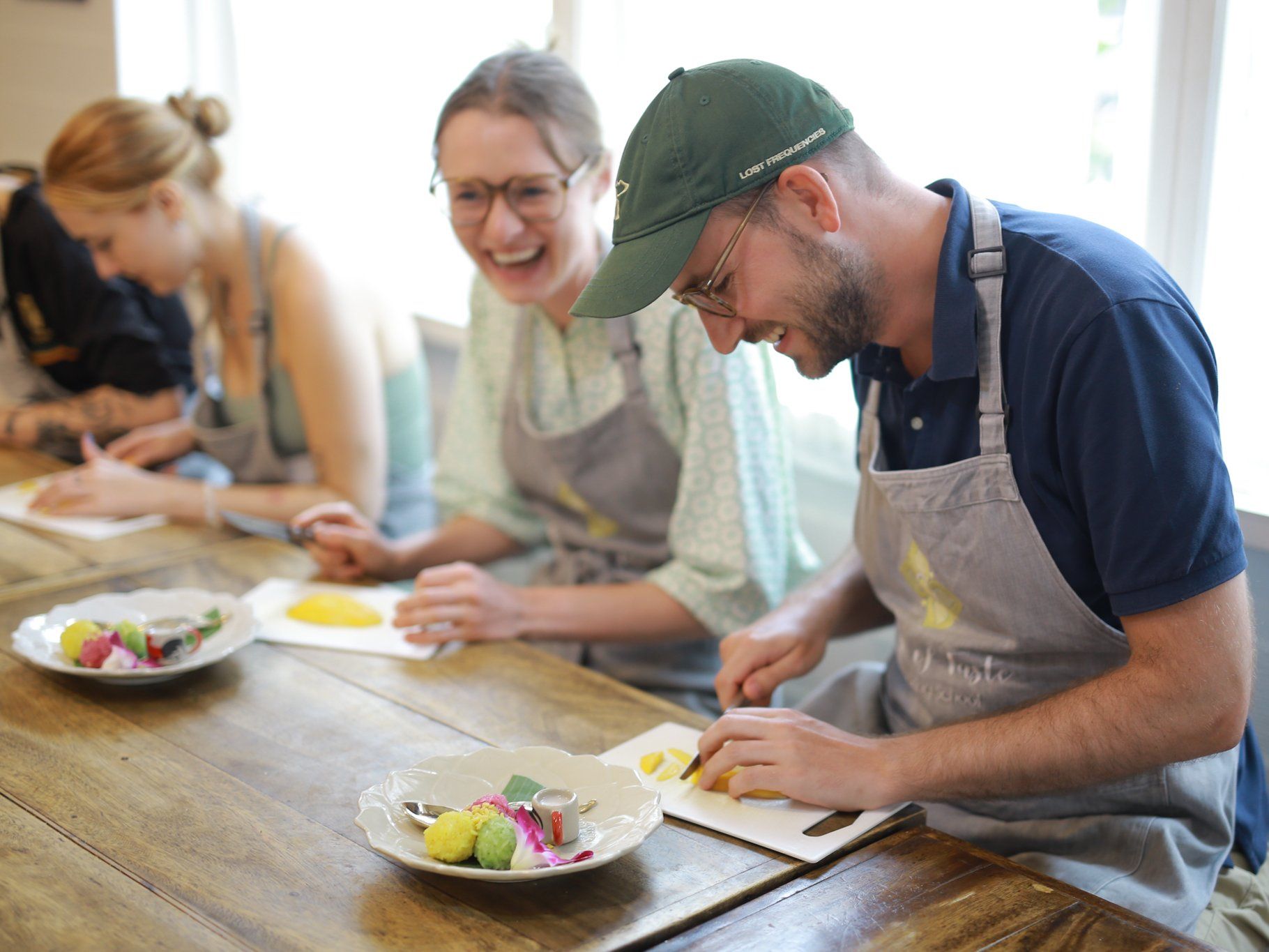 4-Dish Cooking Class Bangkok & Morning Market Tour