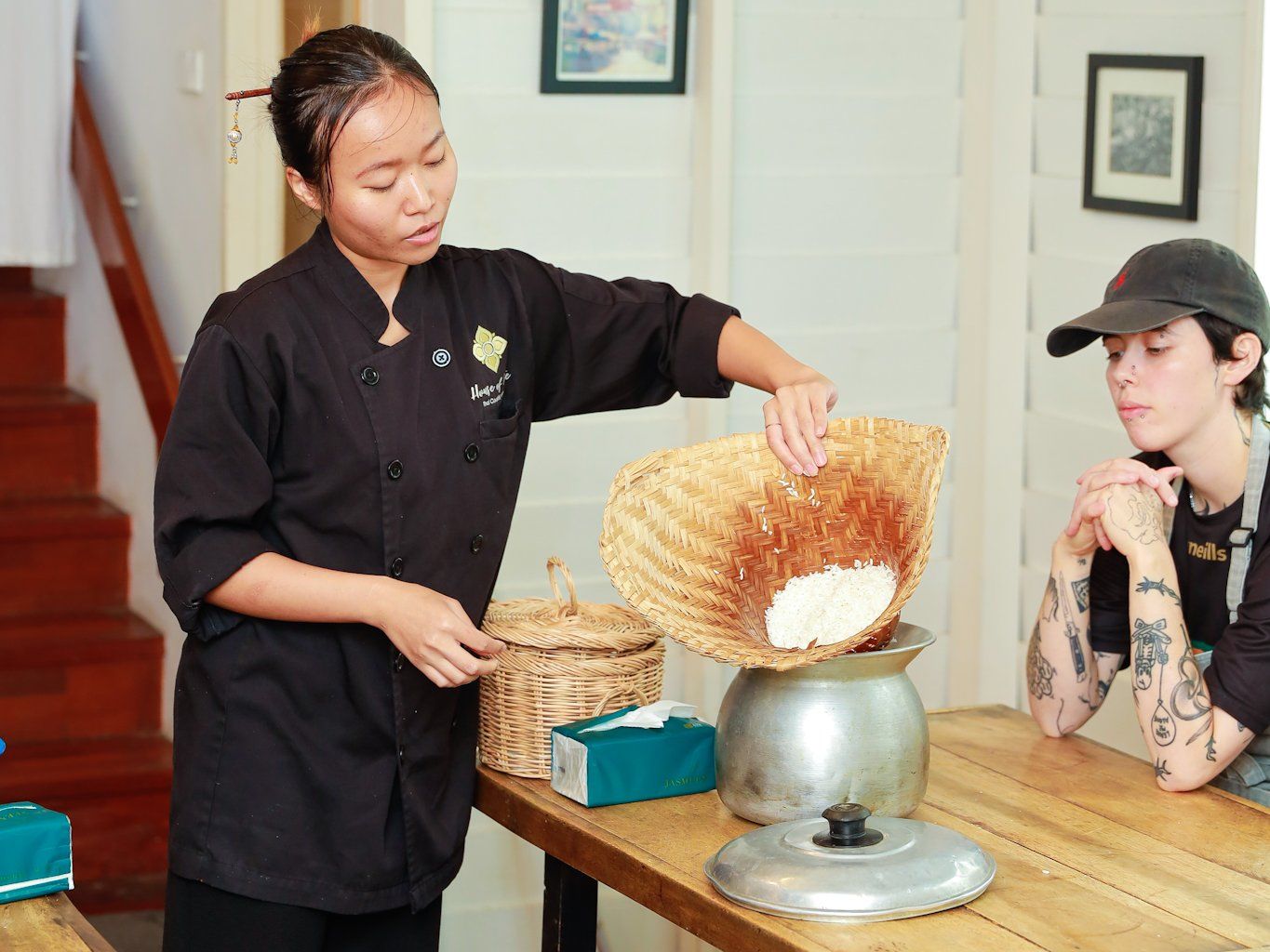 4-Dish Cooking Class Bangkok & Morning Market Tour