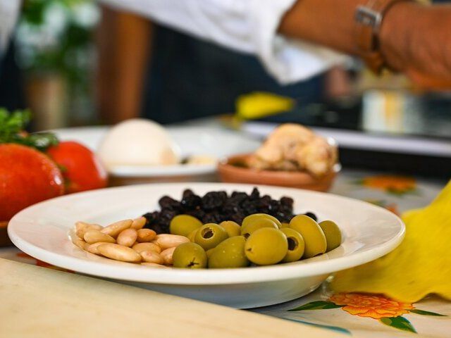 4 Oaxacan Moles: A Cooking Class with a Traditional Cocinera