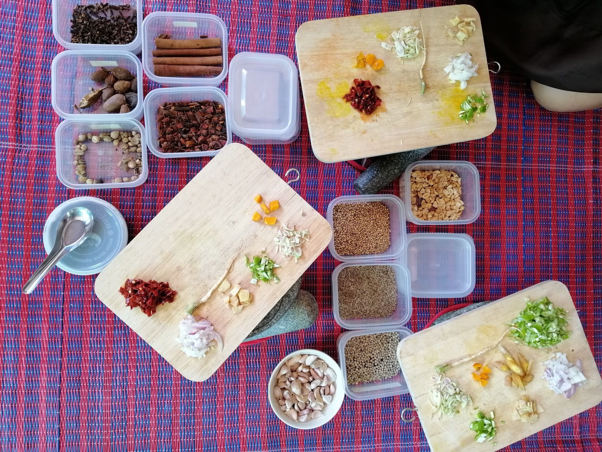 Thai Cooking Class and Market tour with Lanna Smile Thai Cooking