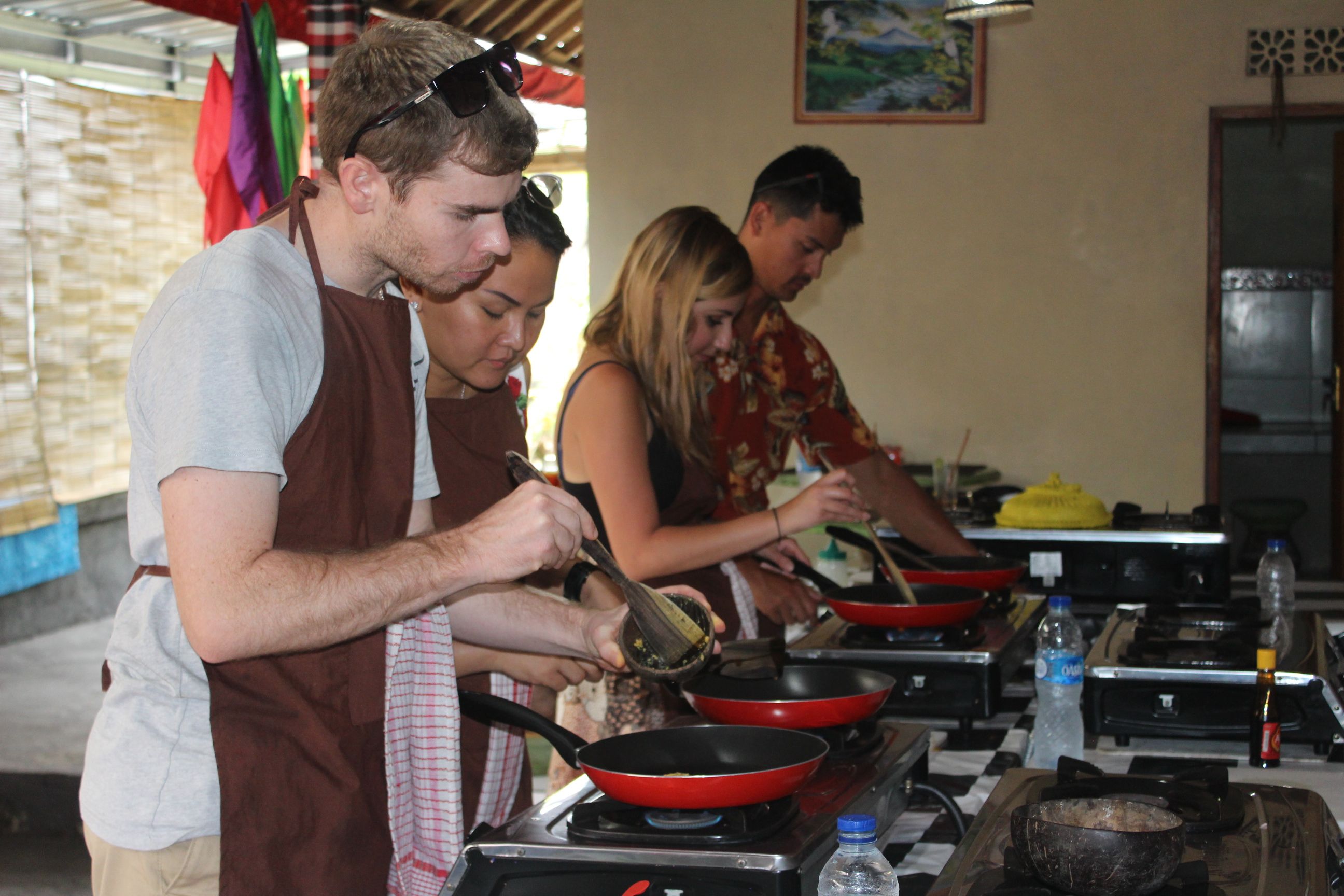 9 Dish Cooking Class + Market Tour + Rice Paddy Visit