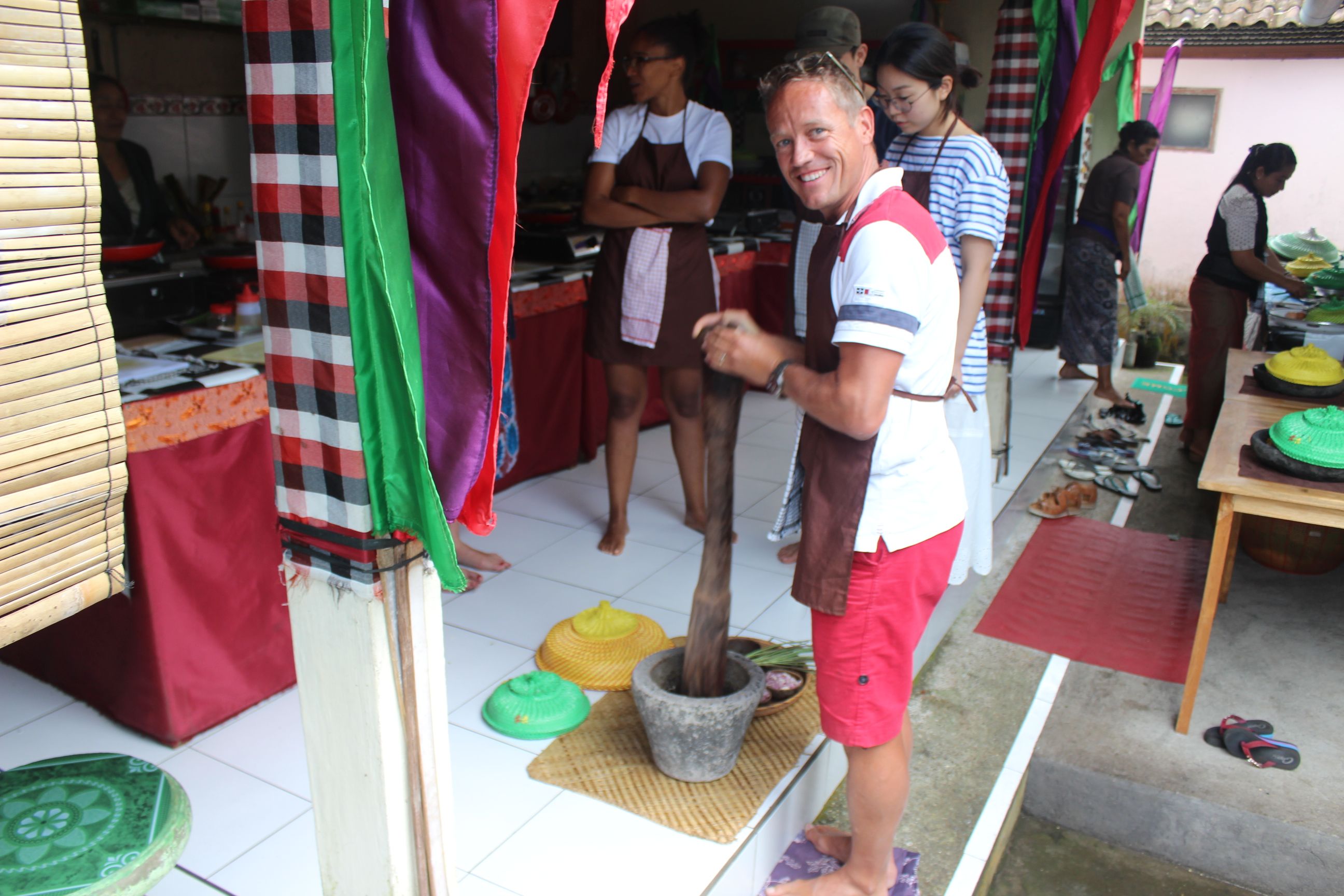9 Dish Cooking Class + Market Tour + Rice Paddy Visit