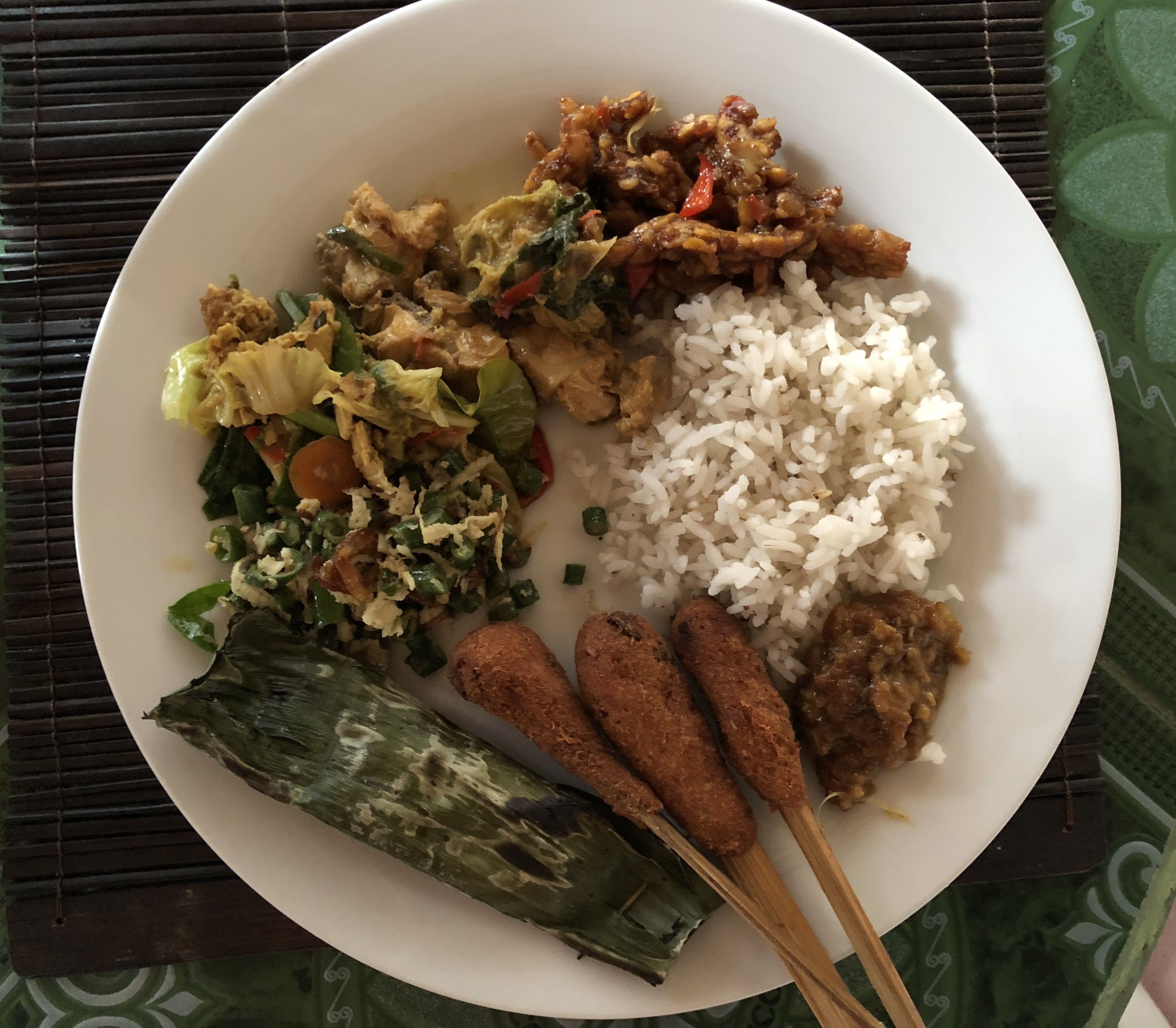 9 Dish Cooking Class + Market Tour + Rice Paddy Visit