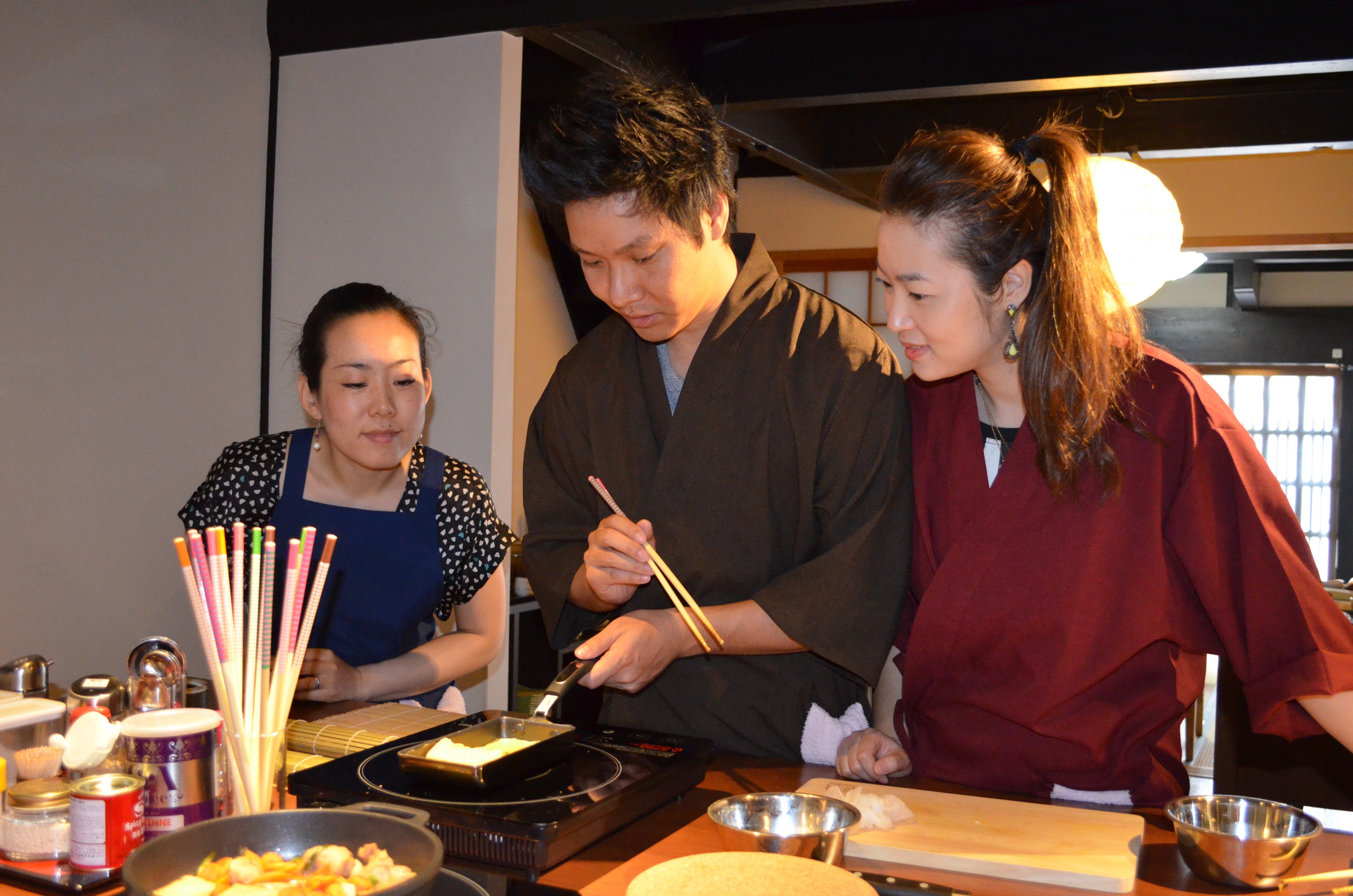 Traditional Izakaya Cooking Class for Passionate Home Cooks