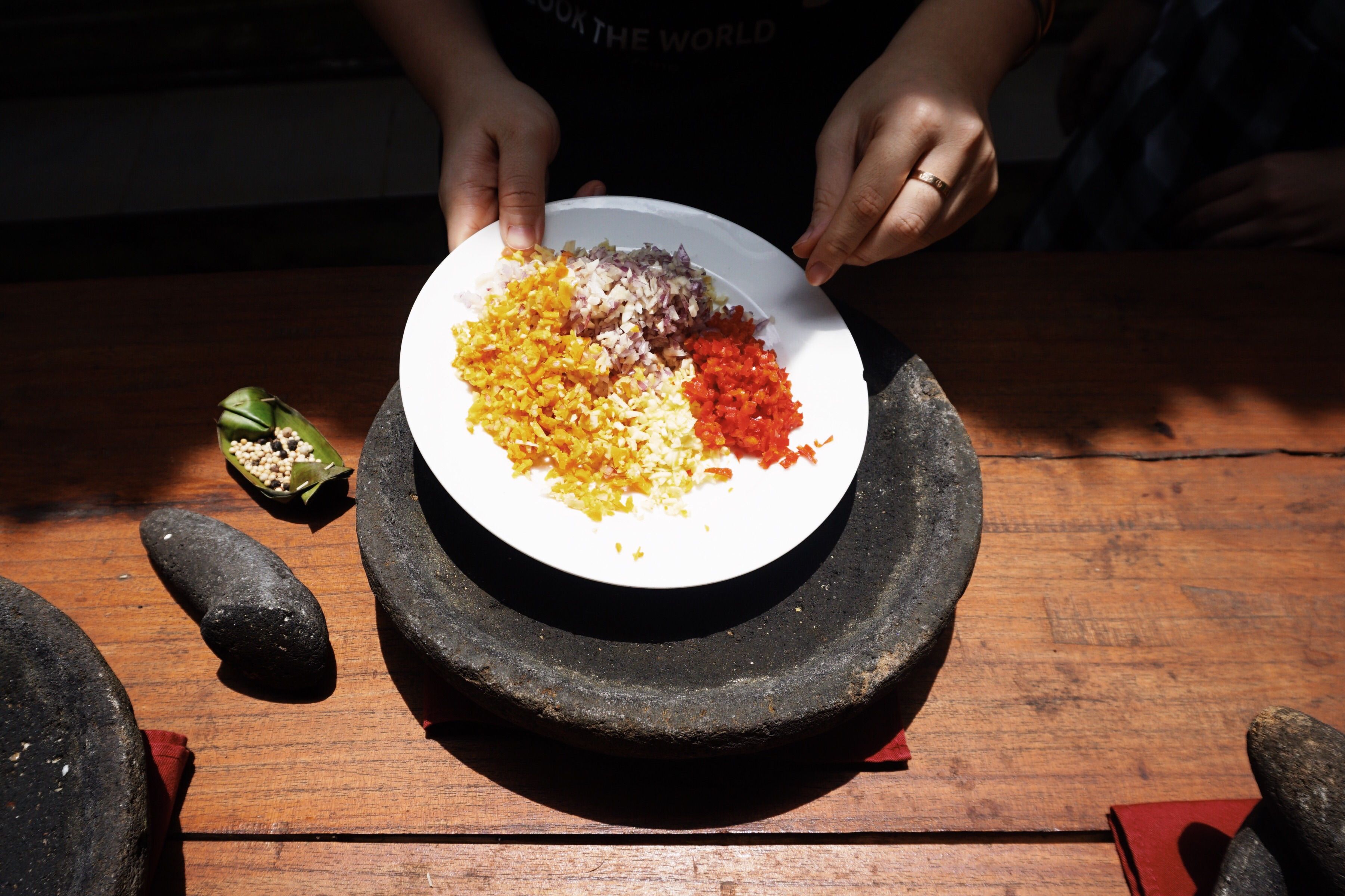 Casa Luna Balinese Cooking Class with Local Market Tour