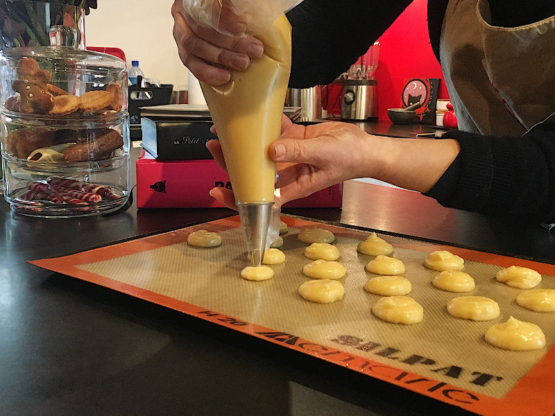 Private Choux Pastry Class in a Parisian Apartment