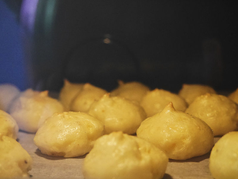 Private Choux Pastry Class in a Parisian Apartment