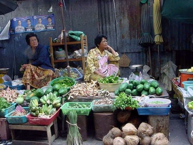 Thai Cooking Course and Hua Hin’s 100 year Old Fresh Market tour