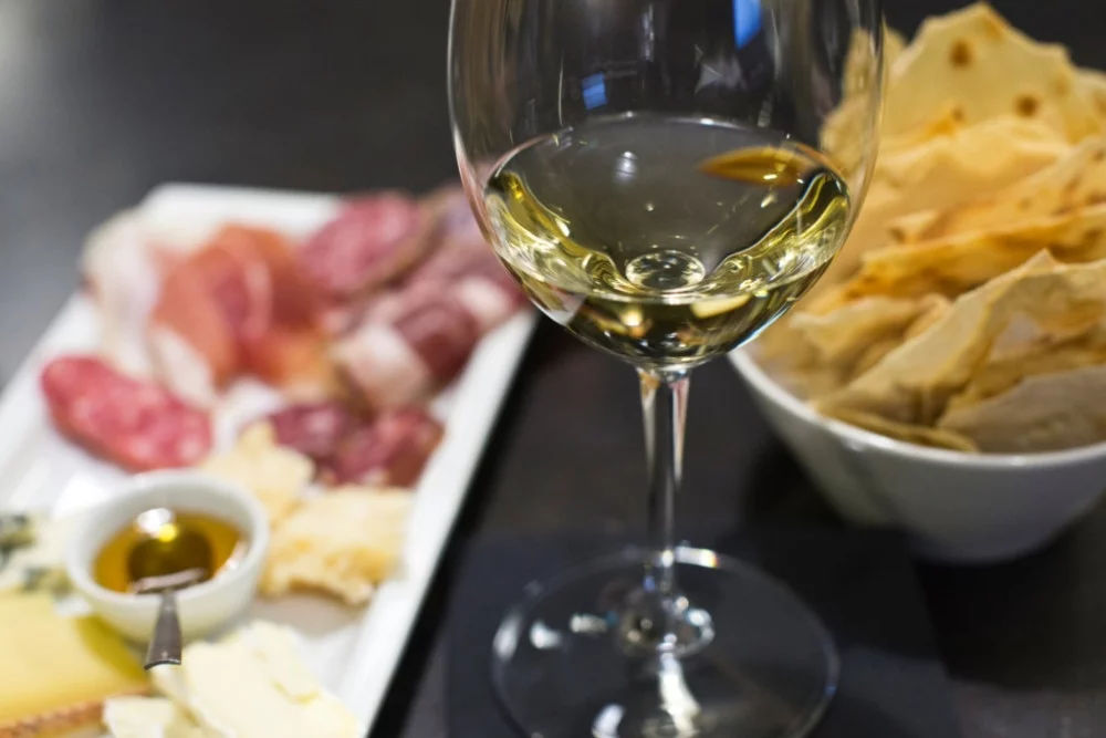 A Culinary Journey: Espresso, Gelato, Tiramisu, and Wine Tasting Tour