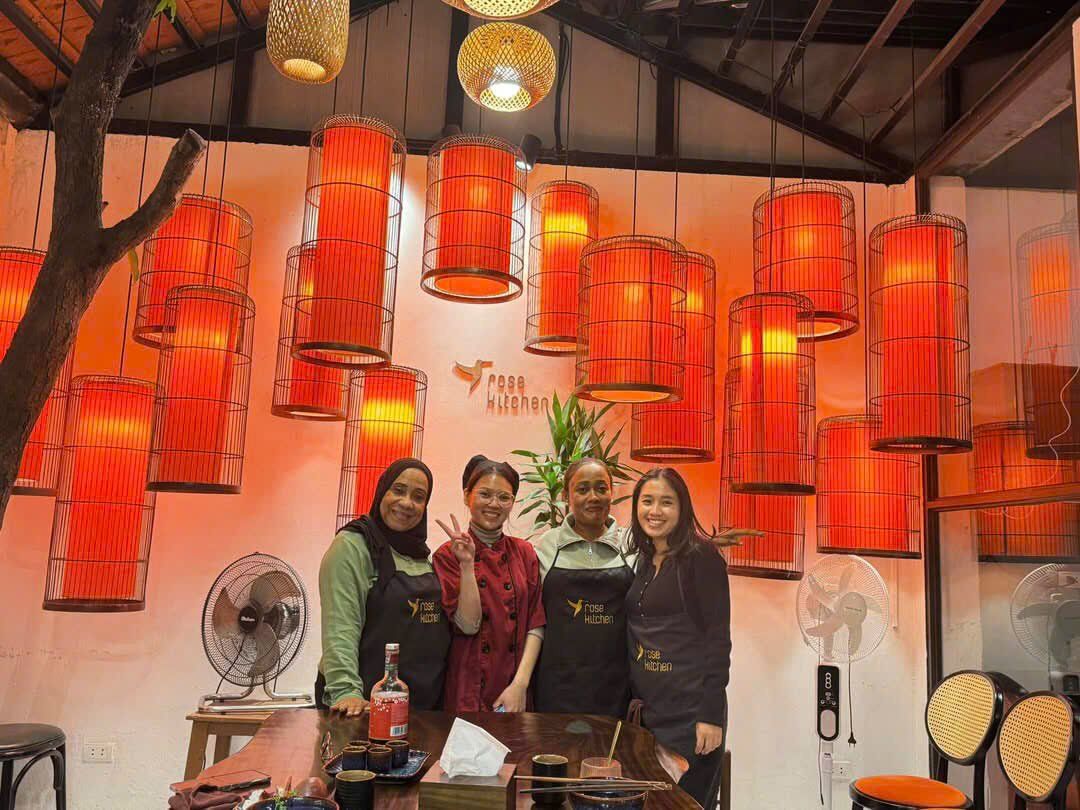 A Taste of Hanoi: Banh Xeo, Pho & Che Ngo in a Garden Villa