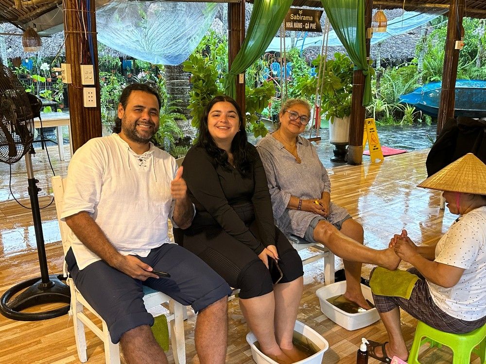 Un avant-goût de tradition : atelier café avec promenade en barque, atelier de fabrication de lanternes ou massage