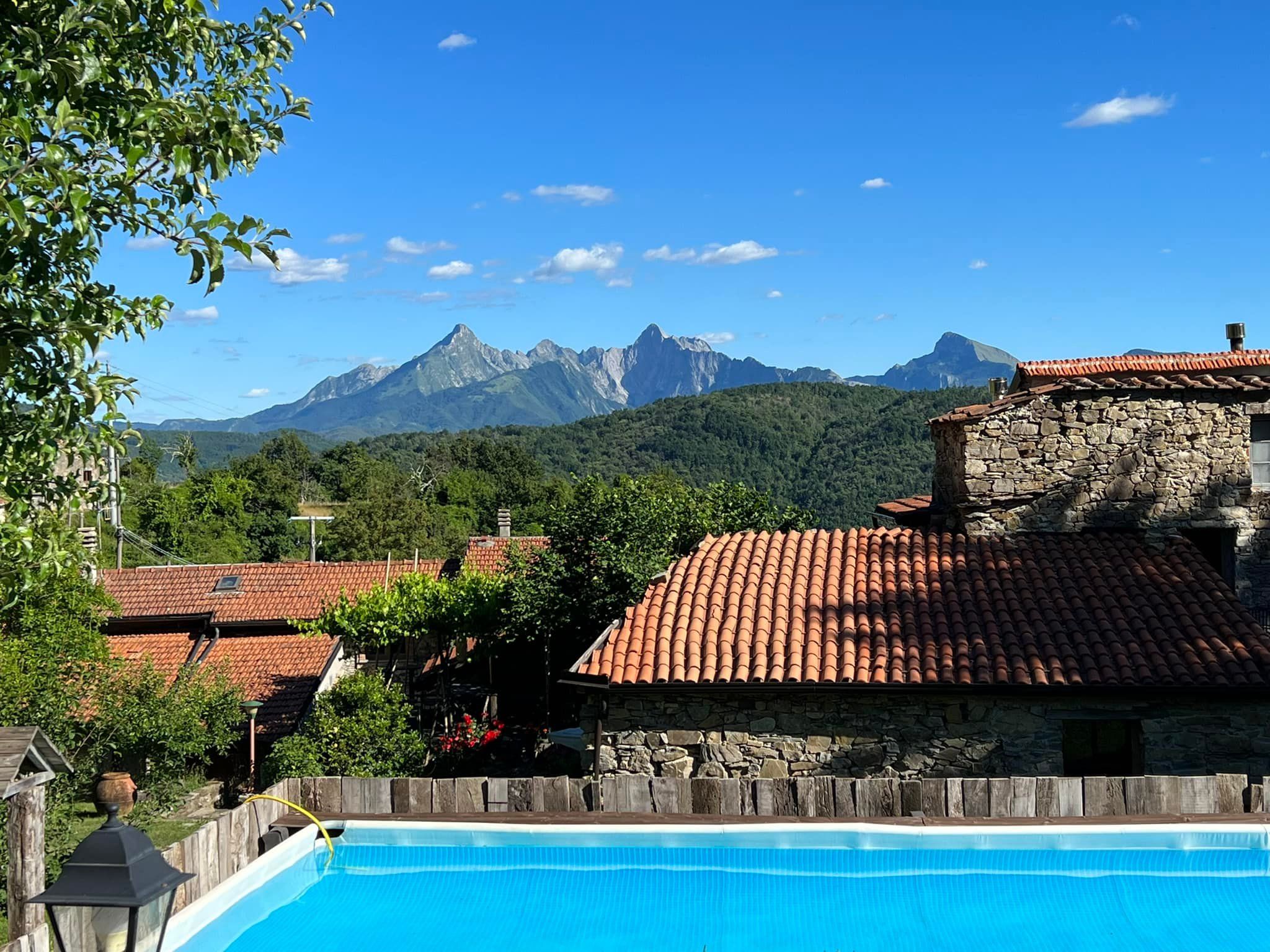 A Week of Authentic Culinary Classes in a Historic Tuscan Village