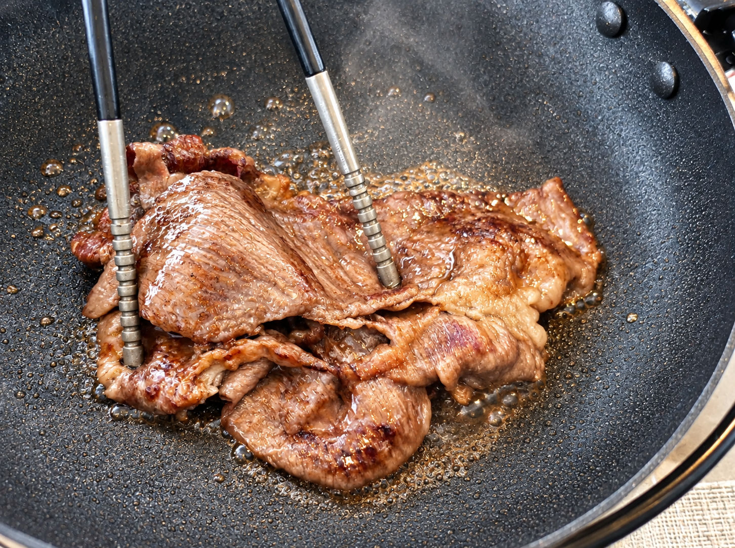 A5 Iga Wagyu Sukiyaki Cooking Experience in a Tokyo Home