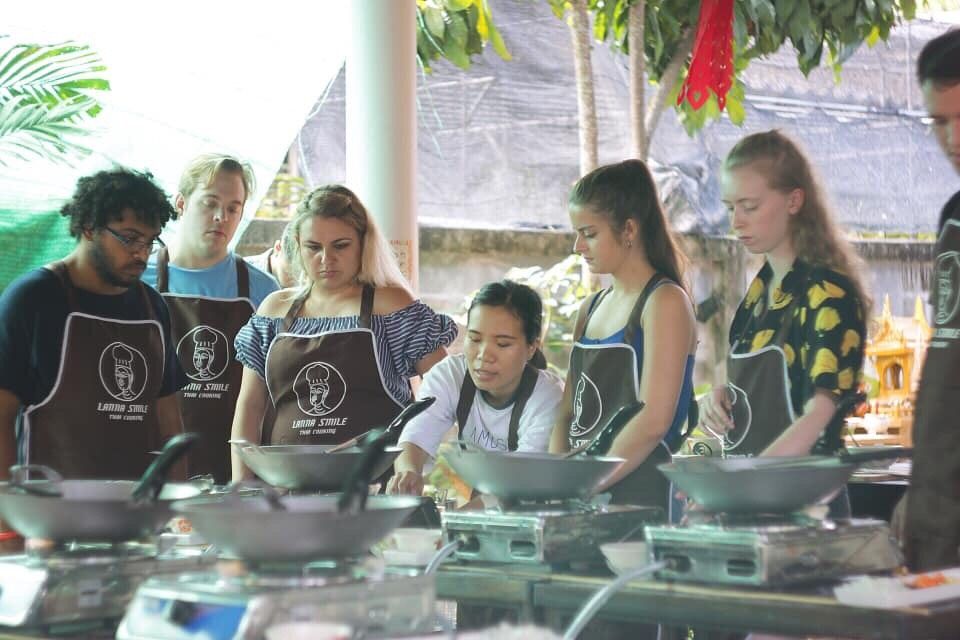 Thai Cooking Class and Market tour with Lanna Smile Thai Cooking
