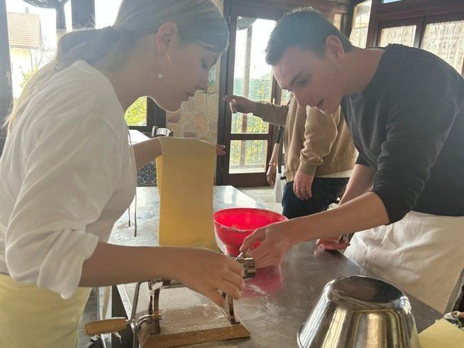 Pasta, Mozzarella and Tiramisu Cooking Class in Amalfi Coast