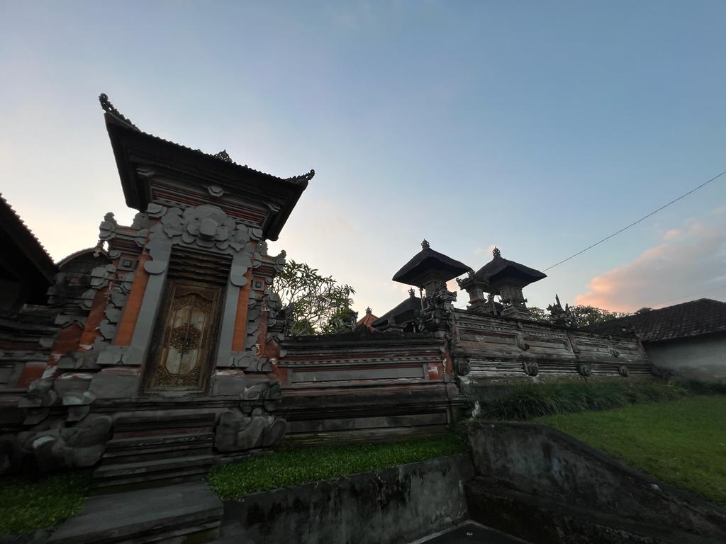 Authentic Balinese Cooking Class in Organic Farm with Market and Rice Field Tour