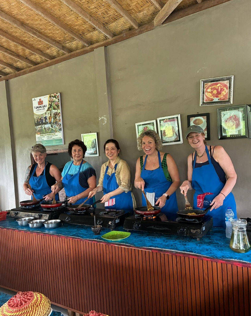 Authentic Balinese Cooking Class with Market & Rice Field Experience