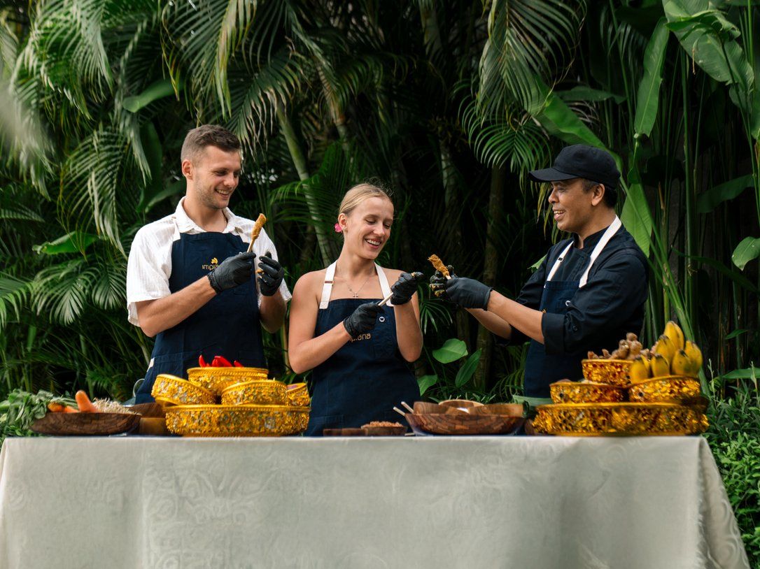 Balinese Market Tour & Authentic Cooking Class in Seminyak