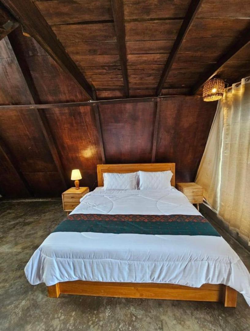 Authentic Balinese Cooking & Jatiluwih Rice Terrace Trek (Cooking Class + 1 Night)