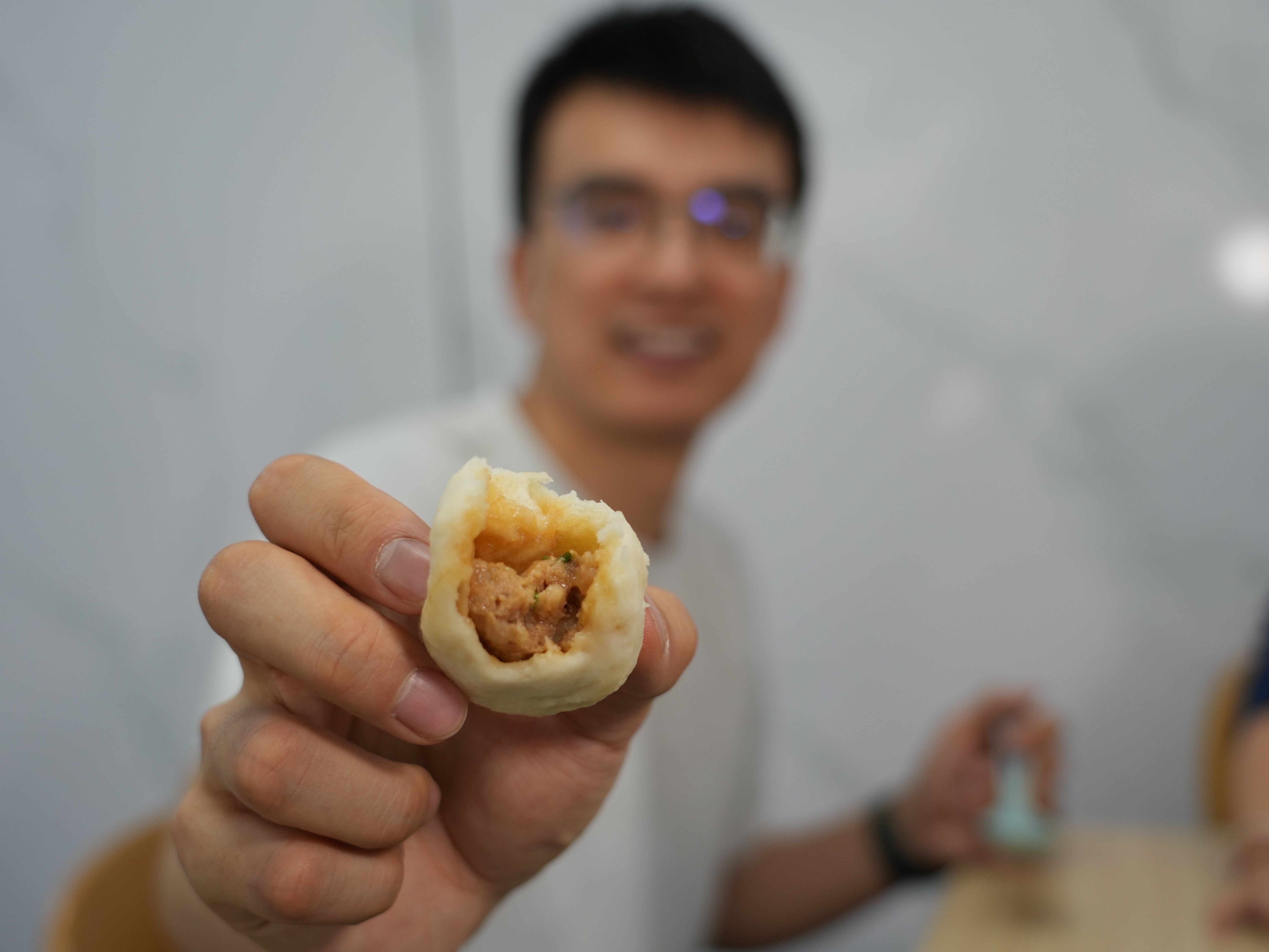 Authentischer Hangzhou-Brötchen- und Suppenknödel-Zubereitungskurs mit einem lokalen Koch