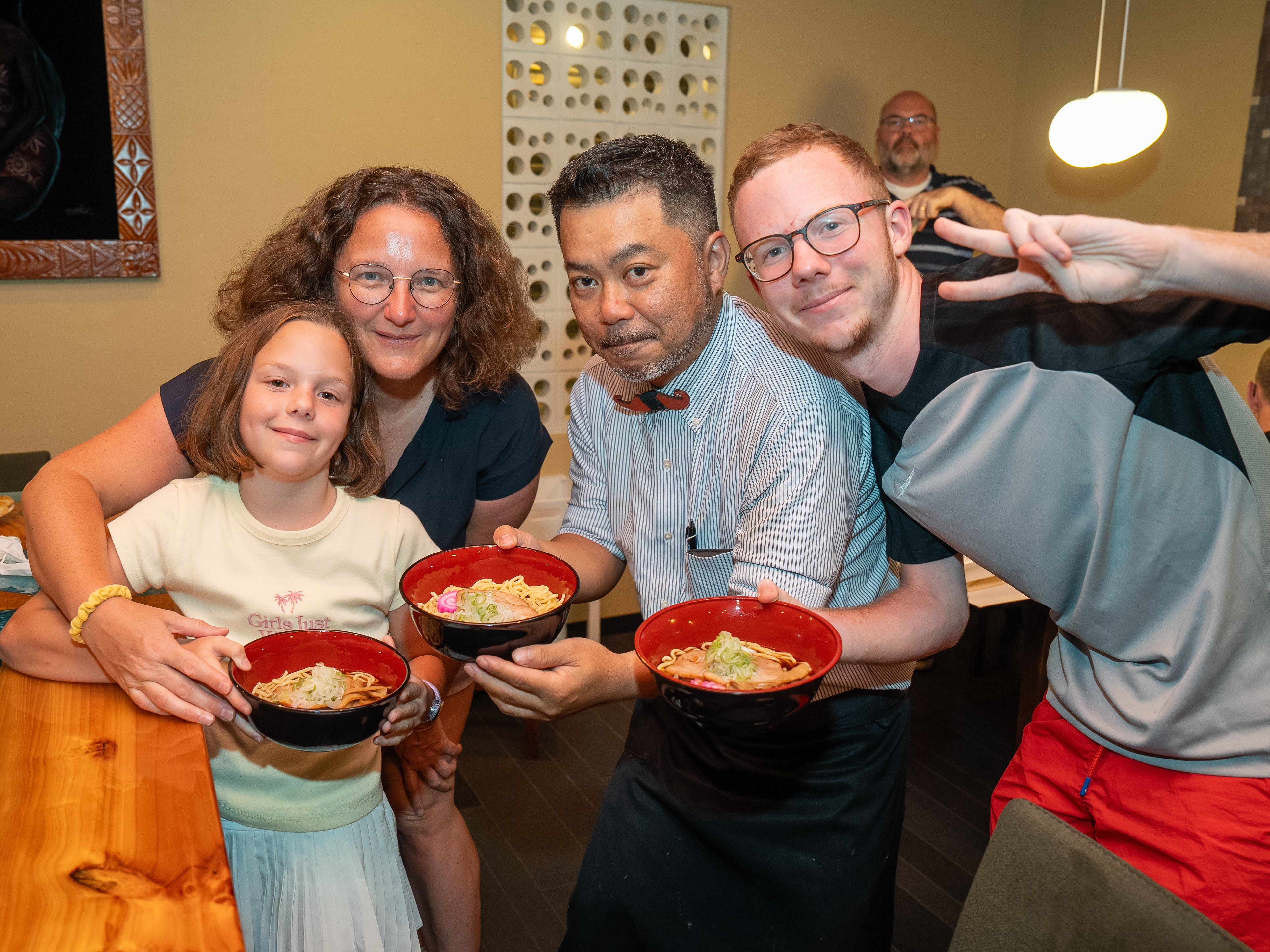 Praktischer Ramen- und Gyoza-Workshop mit einem japanischen Koch in Naha