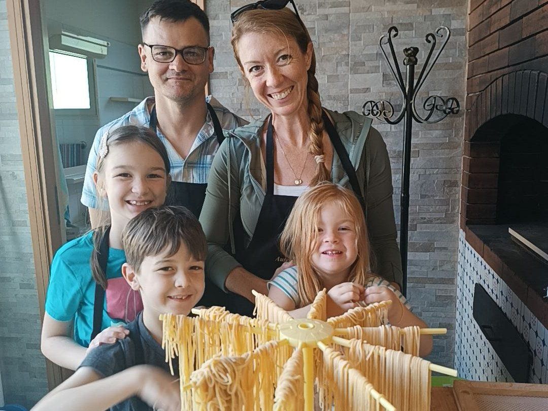 Authentic Sicilian Pasta-Making Experience with Garden-Fresh Flavors