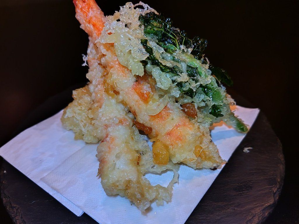 Temaki Sushi & Tempura Cooking Class in Osaka