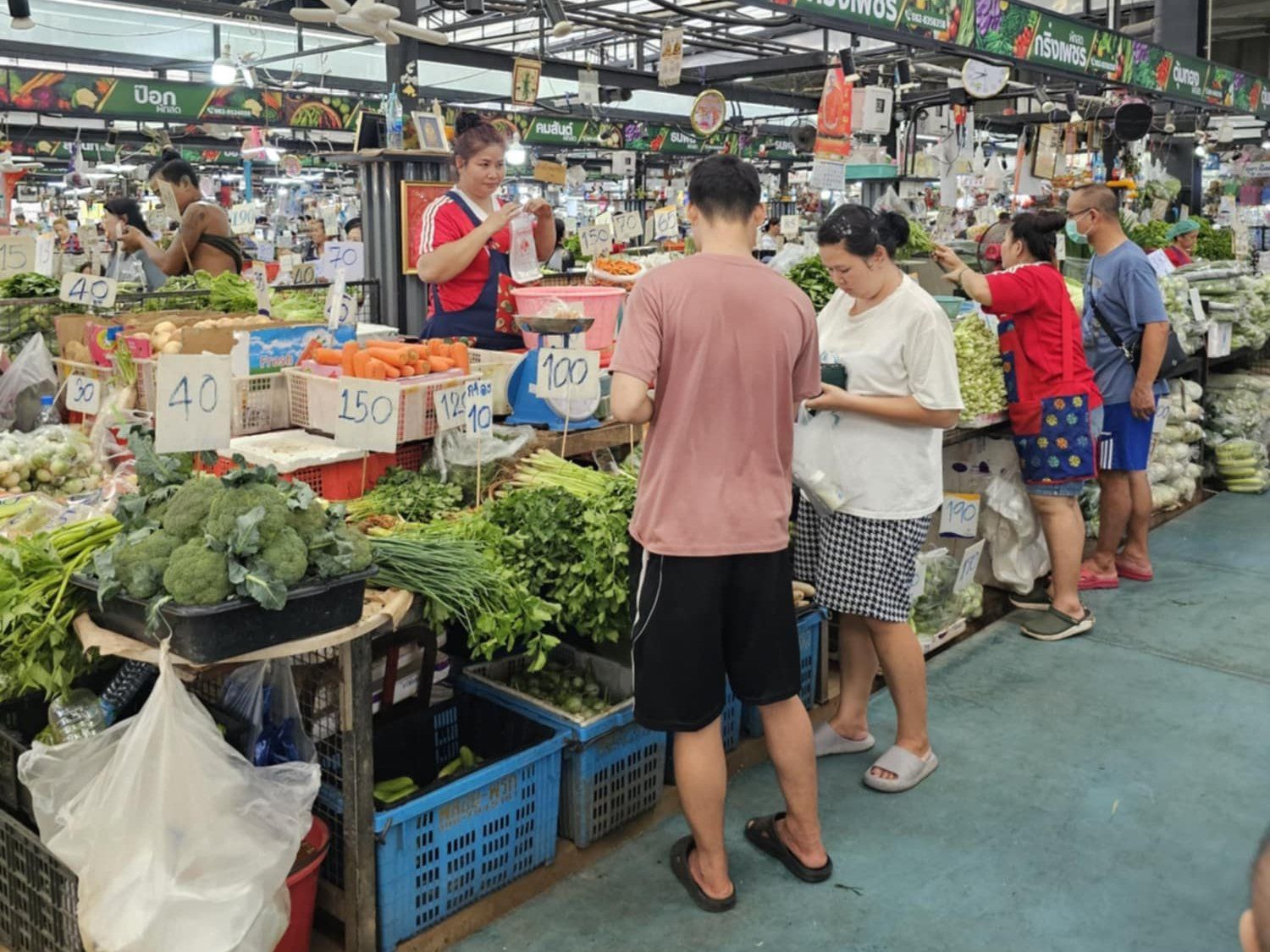 Authentic Thai Cooking Experience with Local Fresh Market Tour