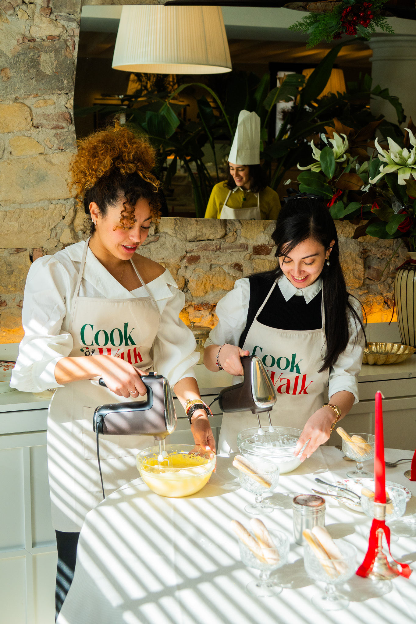Clase de cocina de pasta fresca y tiramisú con degustación de helado.