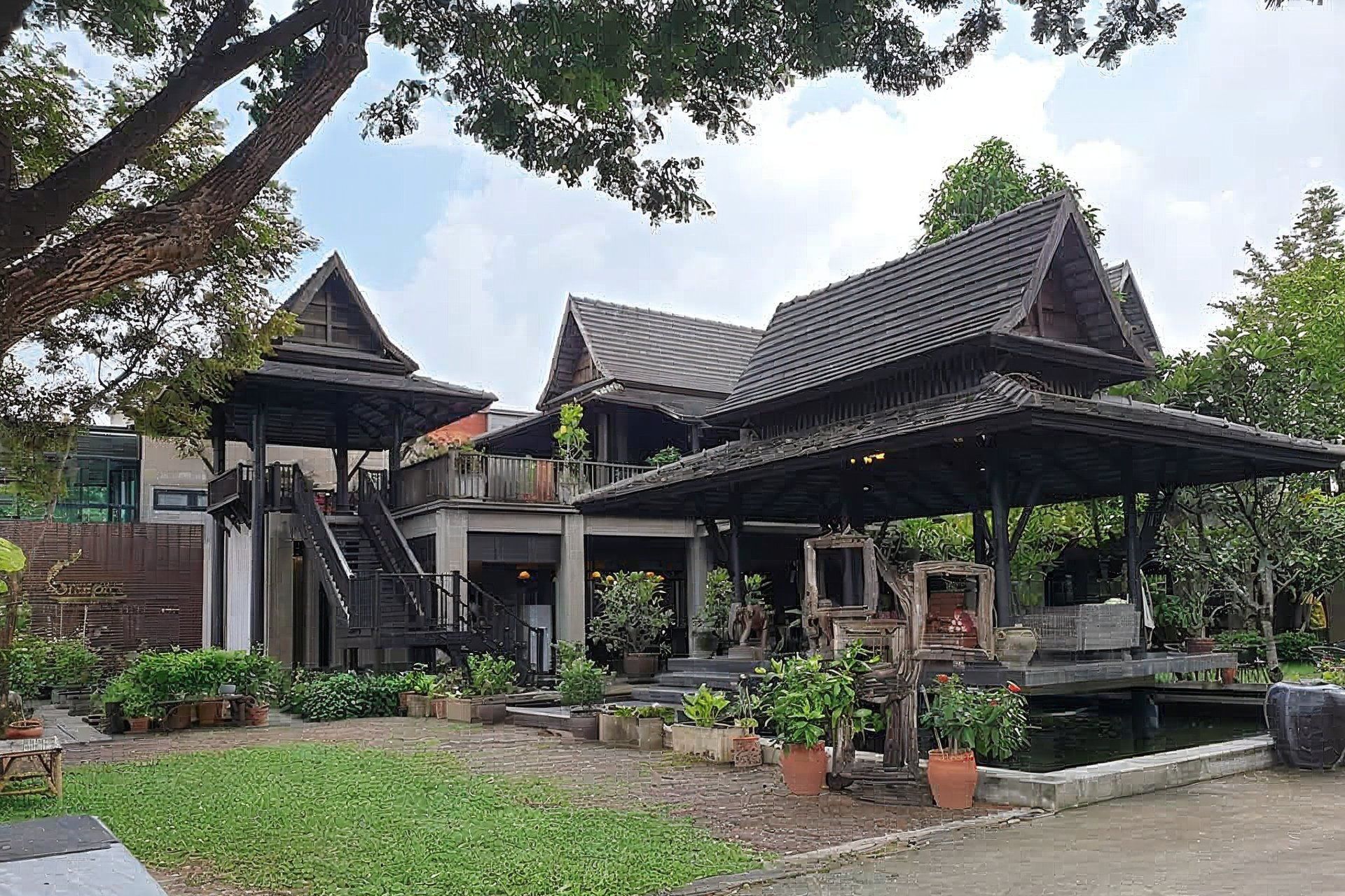 Baipai Thai Cooking Class in a Traditional Thai Cottage and Beautiful Garden