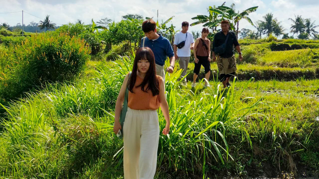 Cours de cuisine balinaise authentique et visite d'une ferme dans le village de Bakas