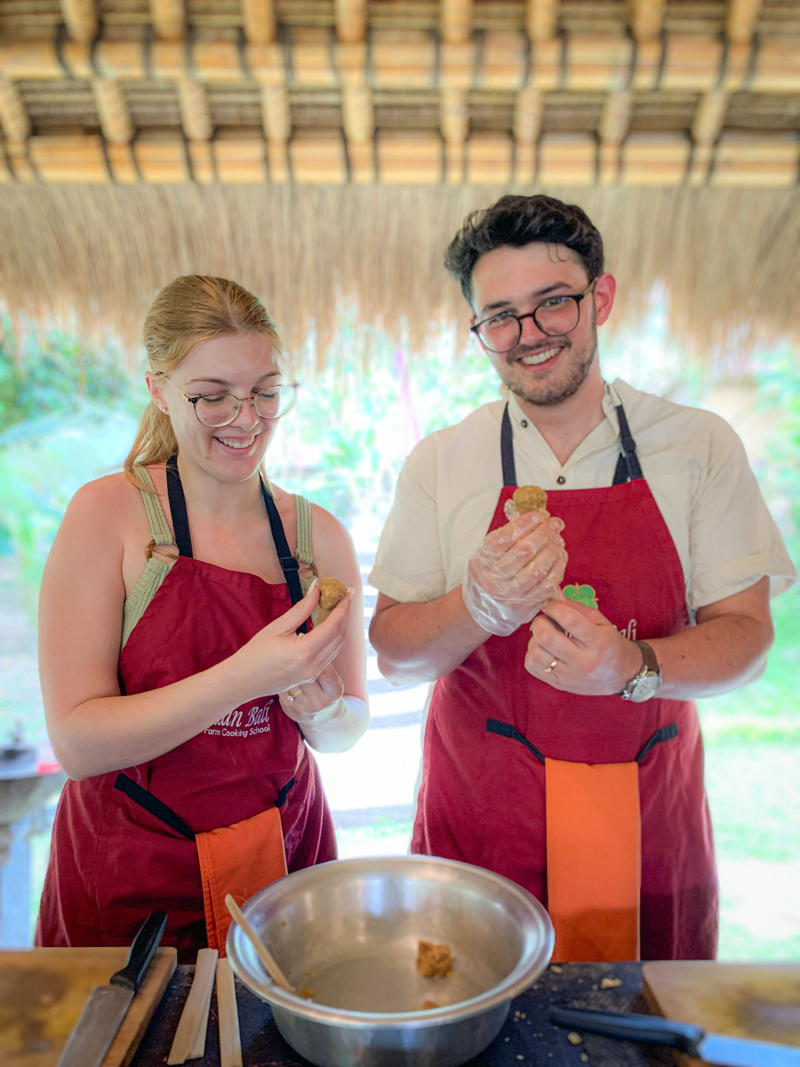 Balinese Afternoon Cooking Class in a Family Farm