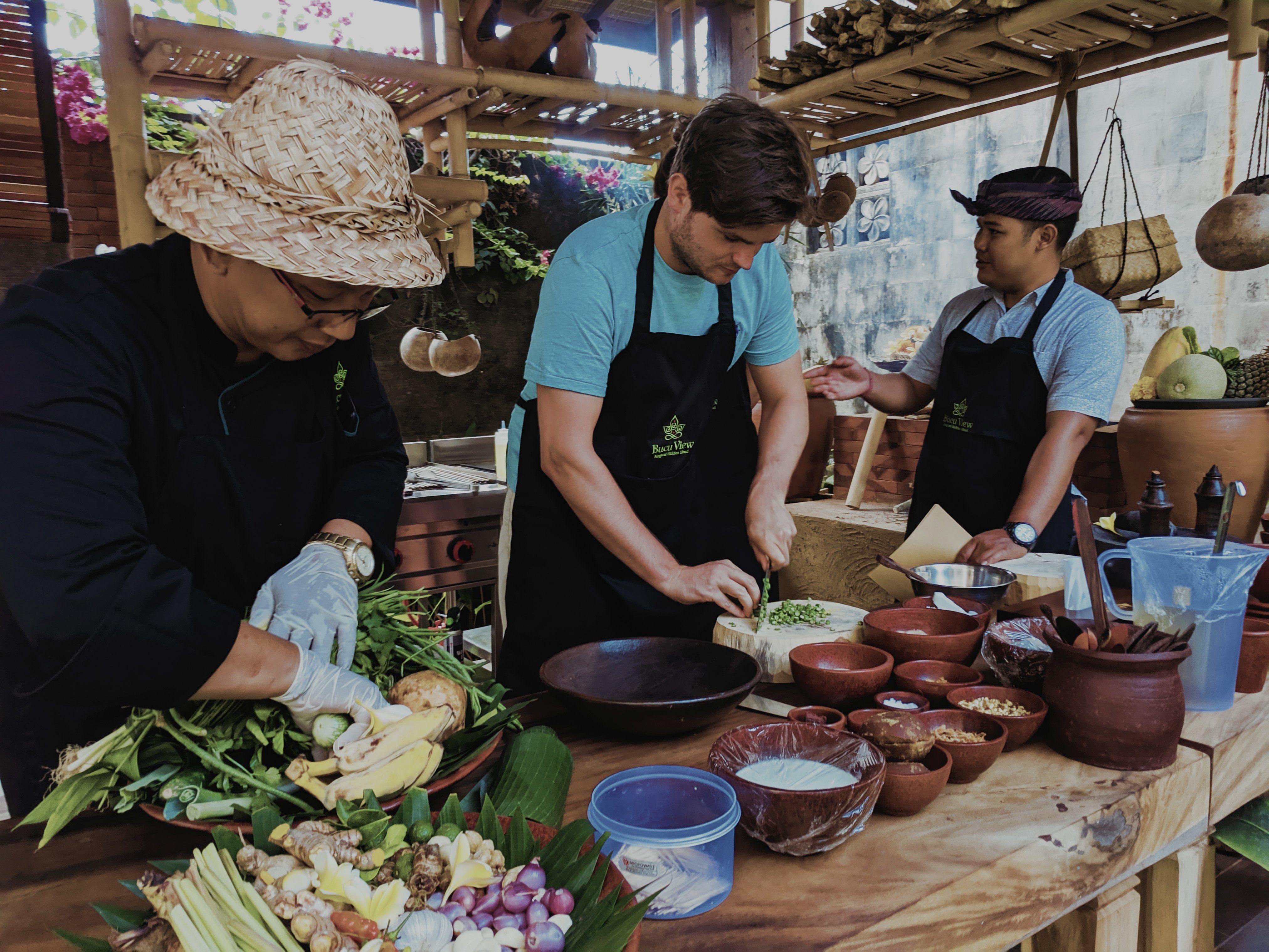 Balinese Cooking Experience and Market Tour with Lunch