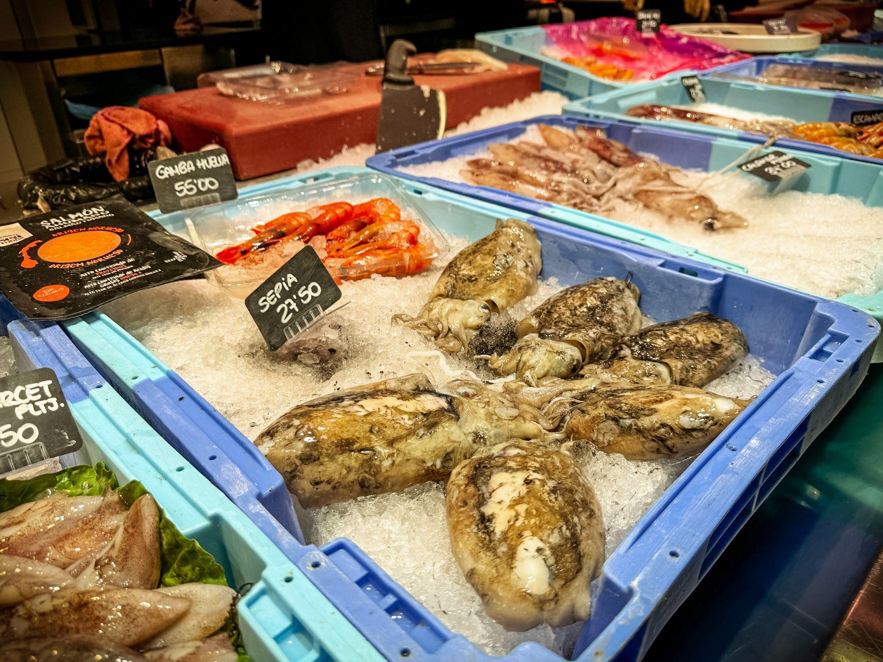 Barcelona Culinary Experience: Paella, Tapas & Sangria with Mercado de Sarrià Tour