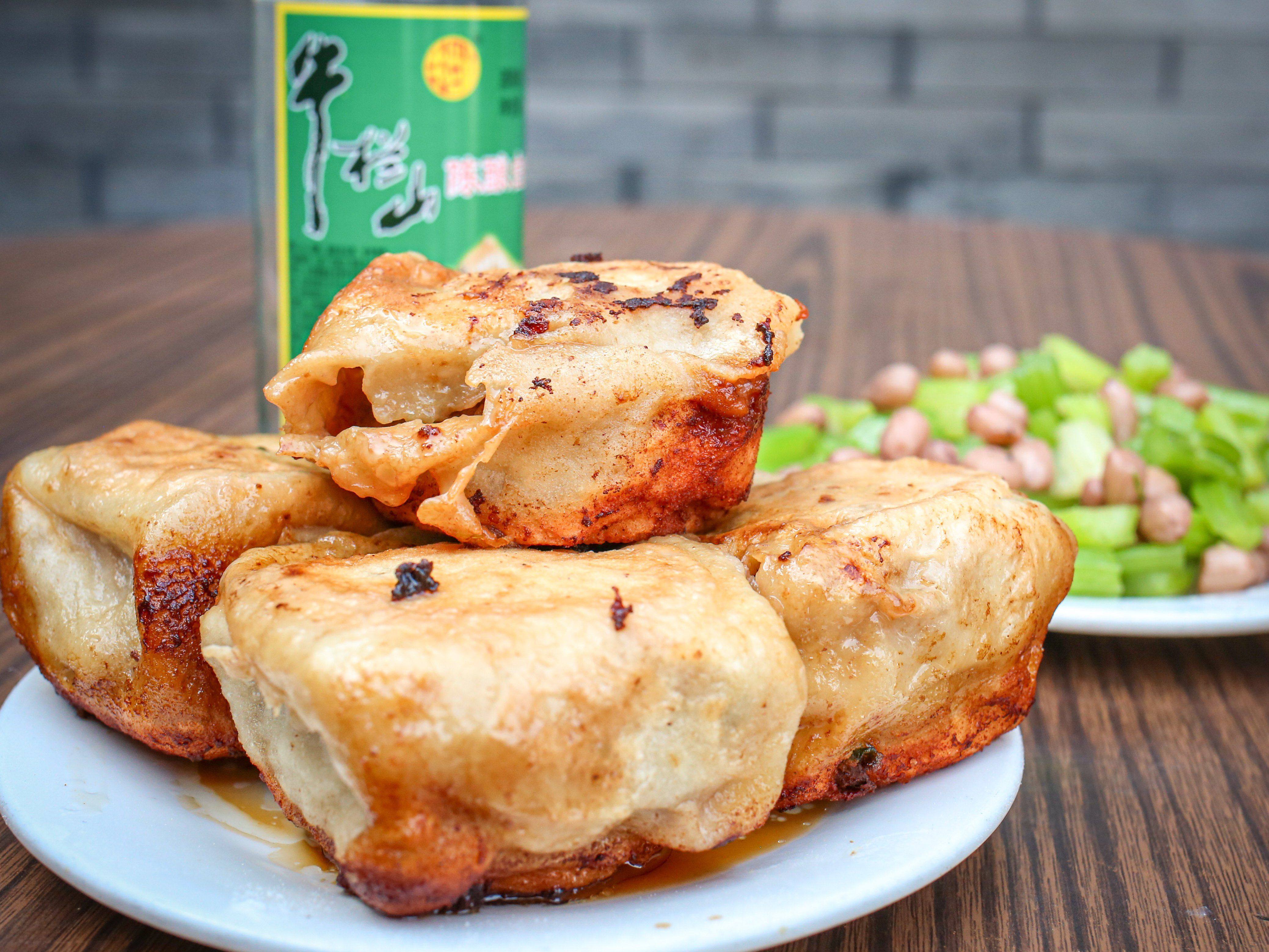 Beijing Hutong Walking Food and Beer Tour at Hidden Restaurants