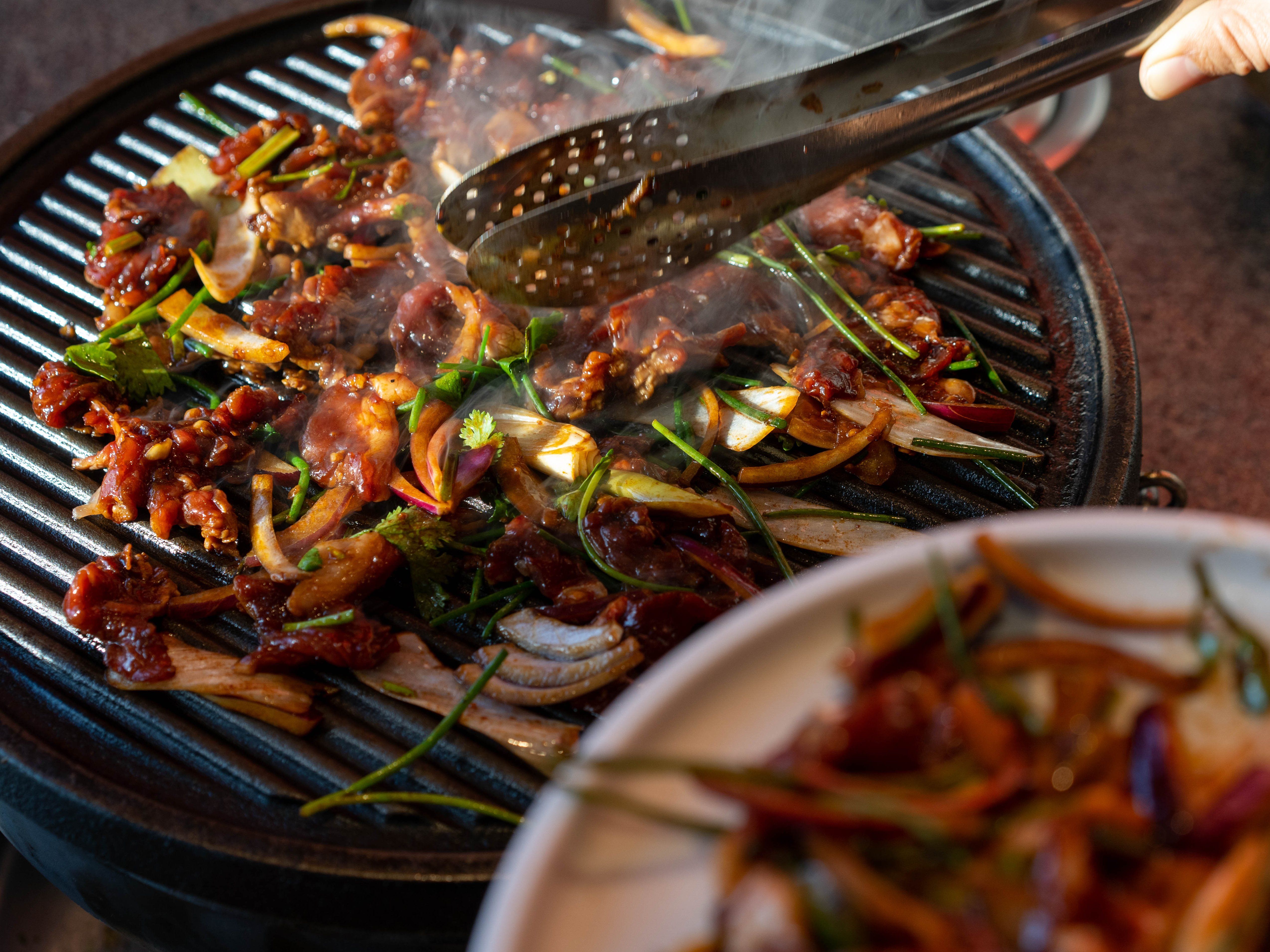 Beijing Hutong Walking Food and Beer Tour at Hidden Restaurants