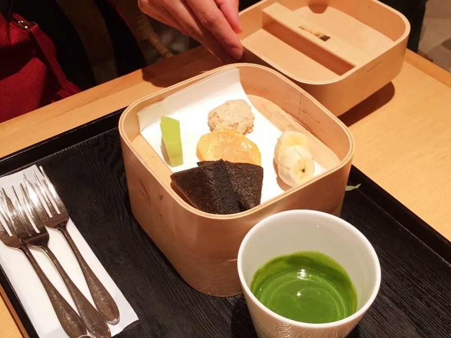 Best of Hiroshima Food Tour