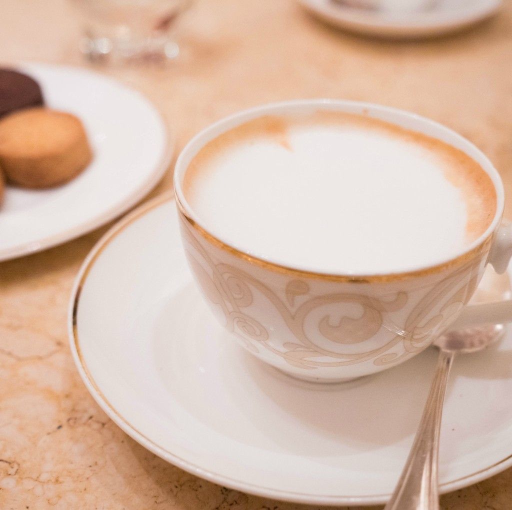 Bologna Food Tasting Tour with a Local