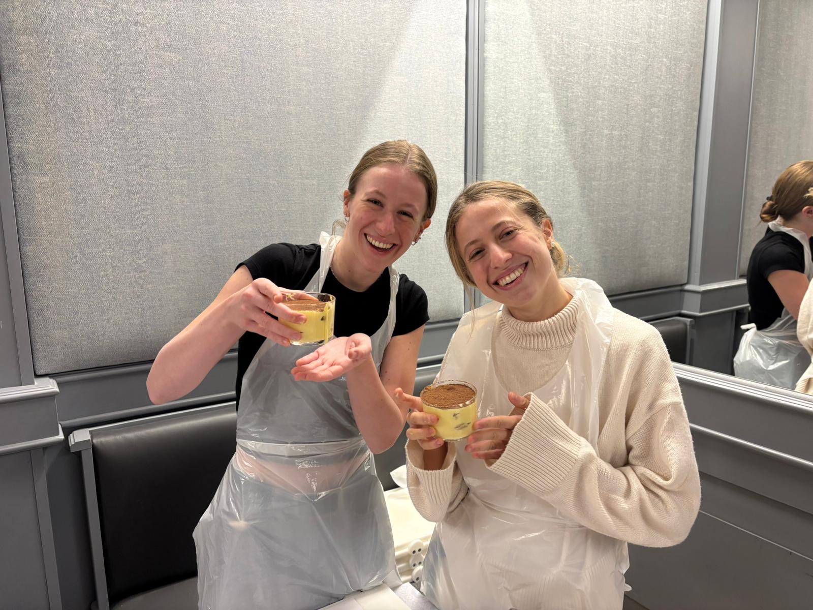 Bologna: Pasta & Tiramisù Cooking Experience with Wine