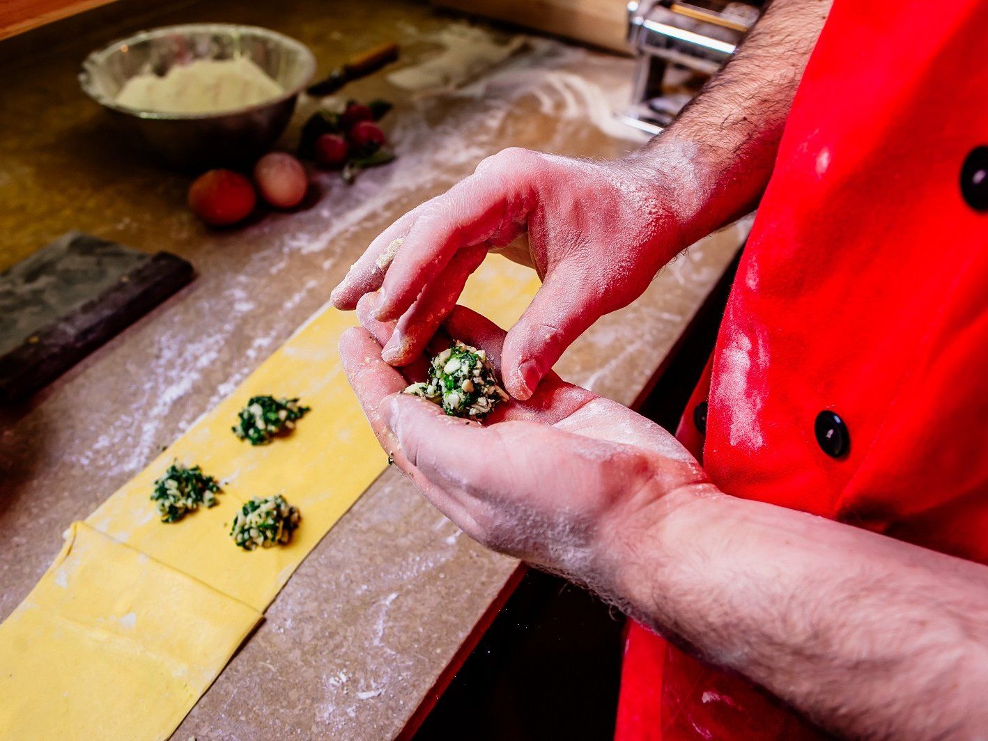 Bologna: Traditional Home Cooking Class with Lunch or Dinner