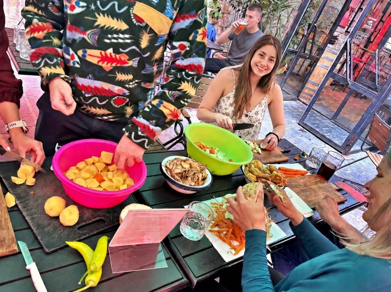 Budapest Goulash Cooking Experience at an Iconic Ruin Bar