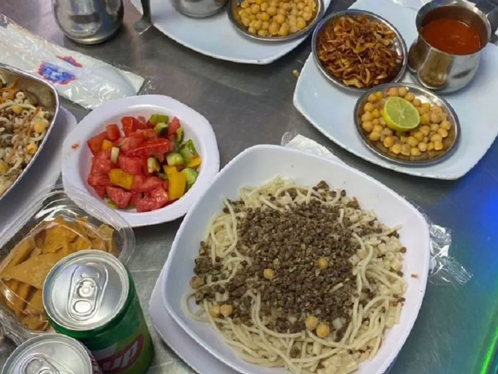Découvrez Le Caire avec la famille de Somaya : visite gastronomique et croisière en felouque