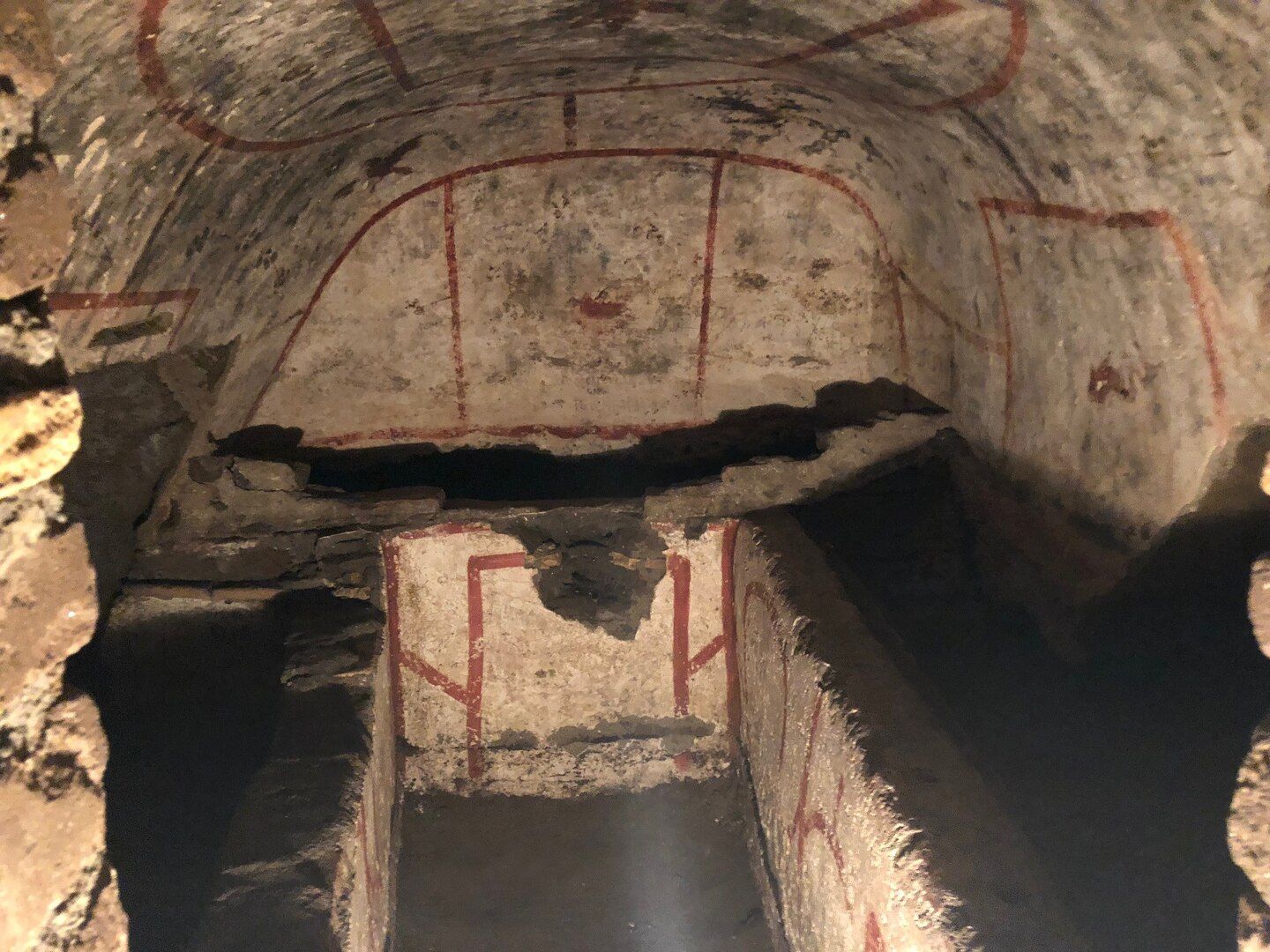 Catacombs and Food Tour in Rome
