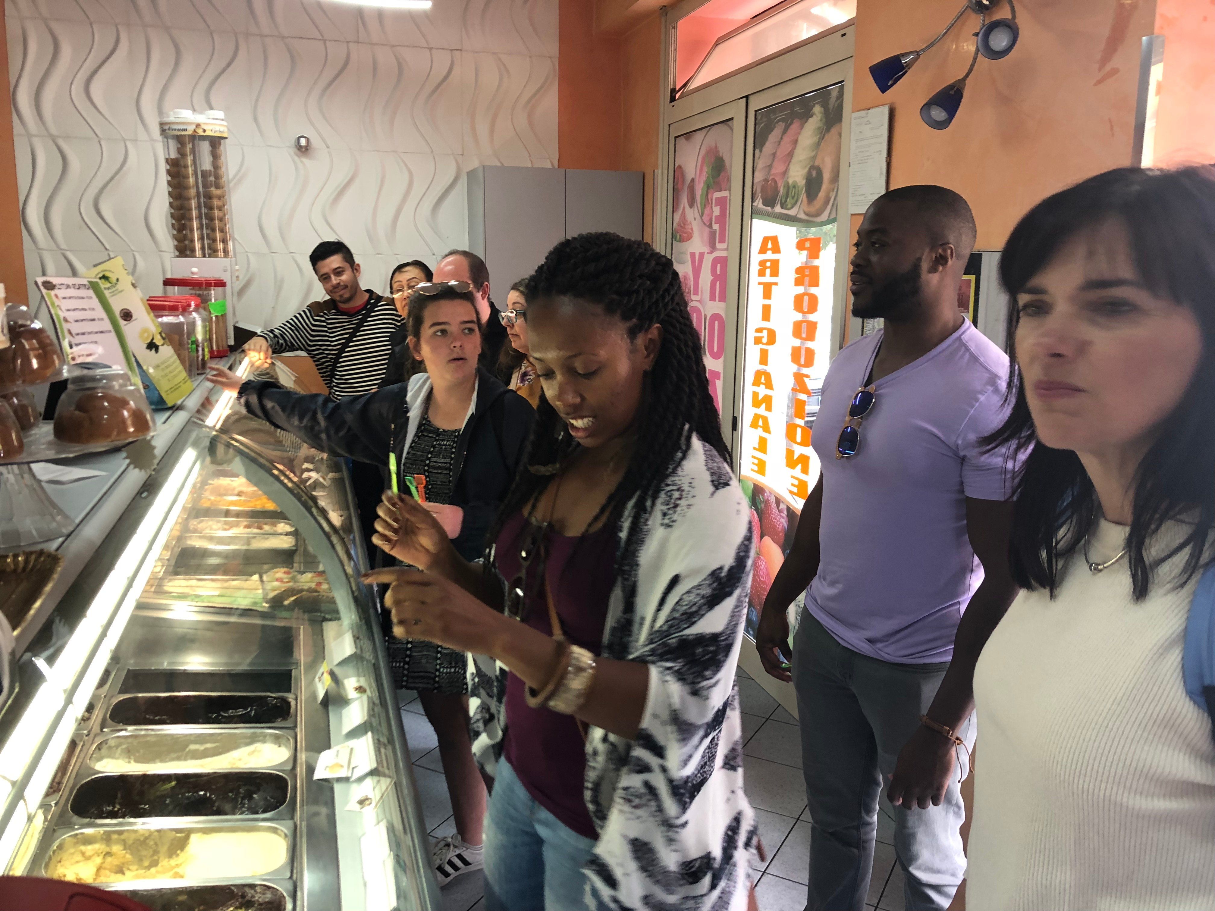 Catacombs Tour with Breakfast and Ice Cream in Rome