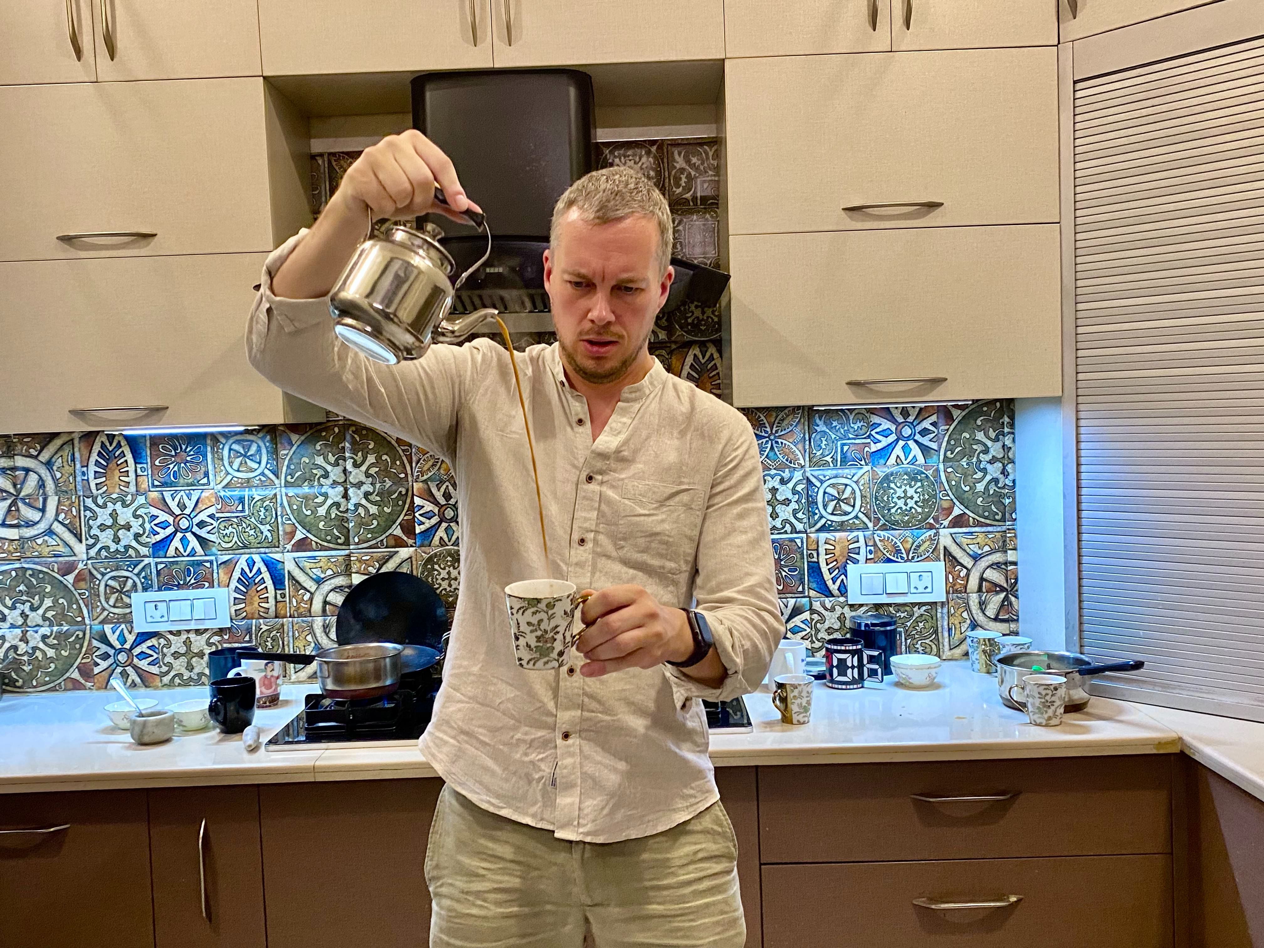 Masala Chai Workshop in a Delhi Family Home