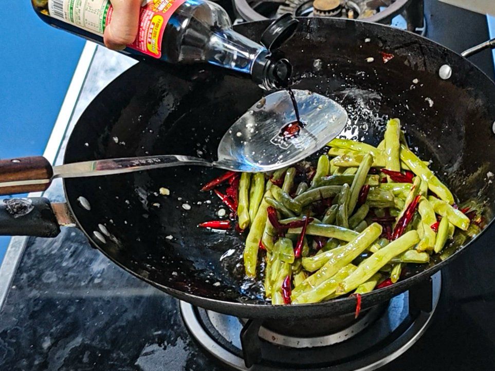 Chengdu Vegetarian Home Cooking Experience in a Local Home
